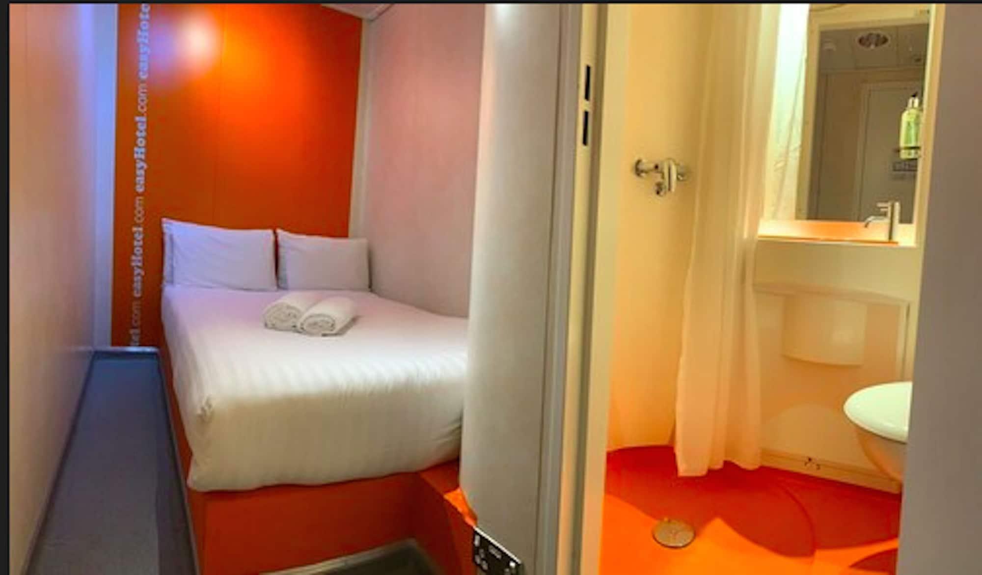 อีซีโฮเต็ล เซาท์ เคนซิงตัน Hotel ลอนดอน ภายนอก รูปภาพ